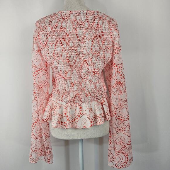 NWT BCBGeneration Heart Print Flutter Waist Peplum Sheer Fluted Sleeves Top M - Picture 3 of 13